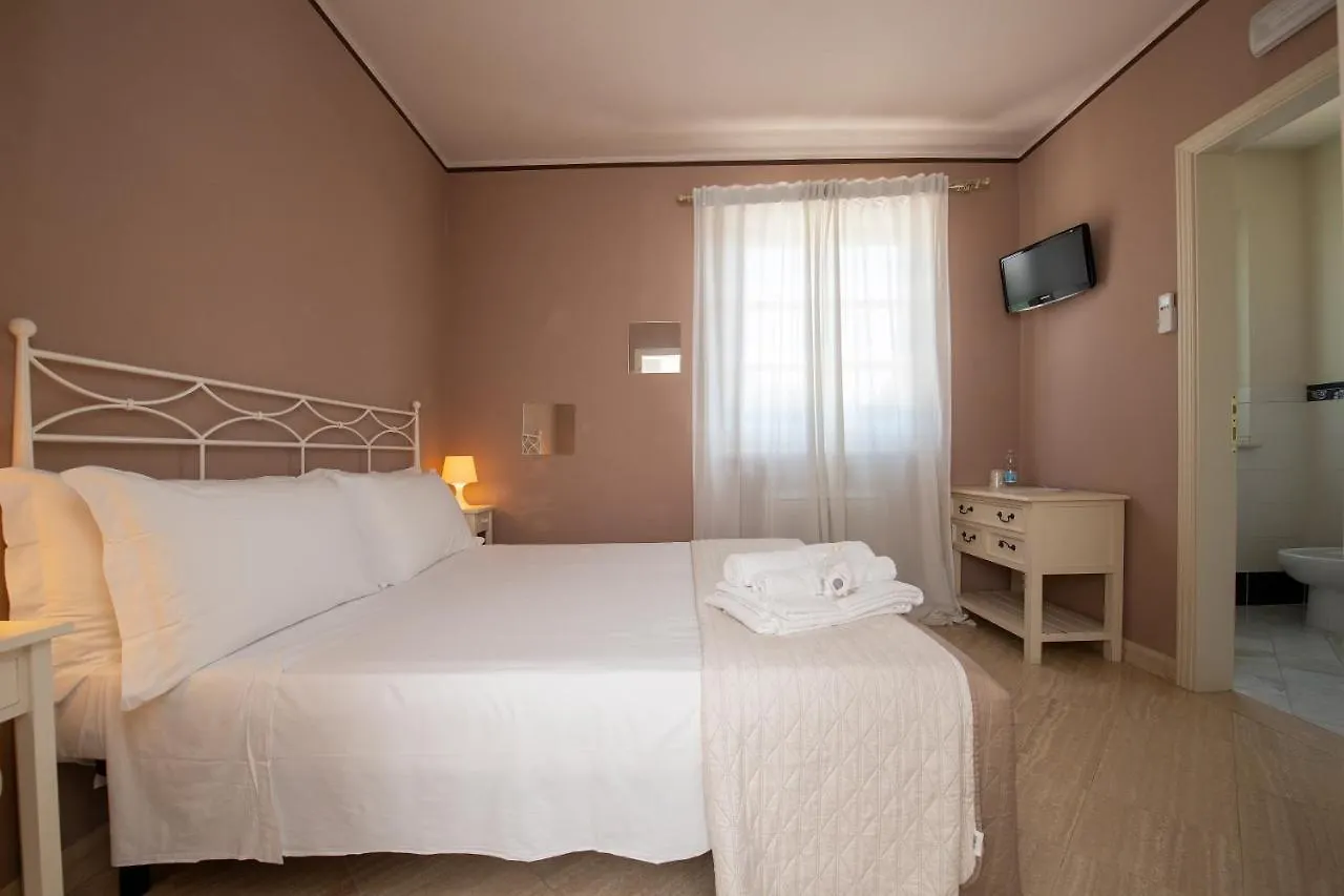 Relais Villa Isabel Pietrasanta Bed & Breakfast