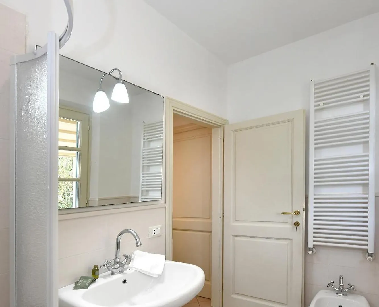 Relais Villa Isabel Pietrasanta 0*,