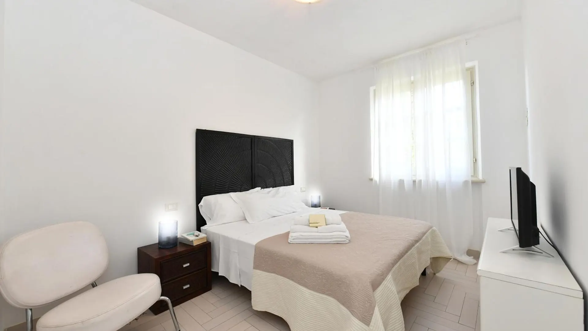 Relais Villa Isabel Pietrasanta Bed & Breakfast